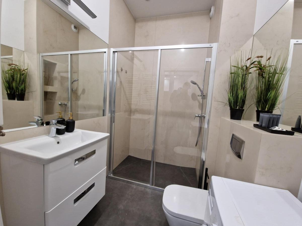 Microhotels Fabryczna 17 Ζιελόνα Γκόρα Εξωτερικό φωτογραφία